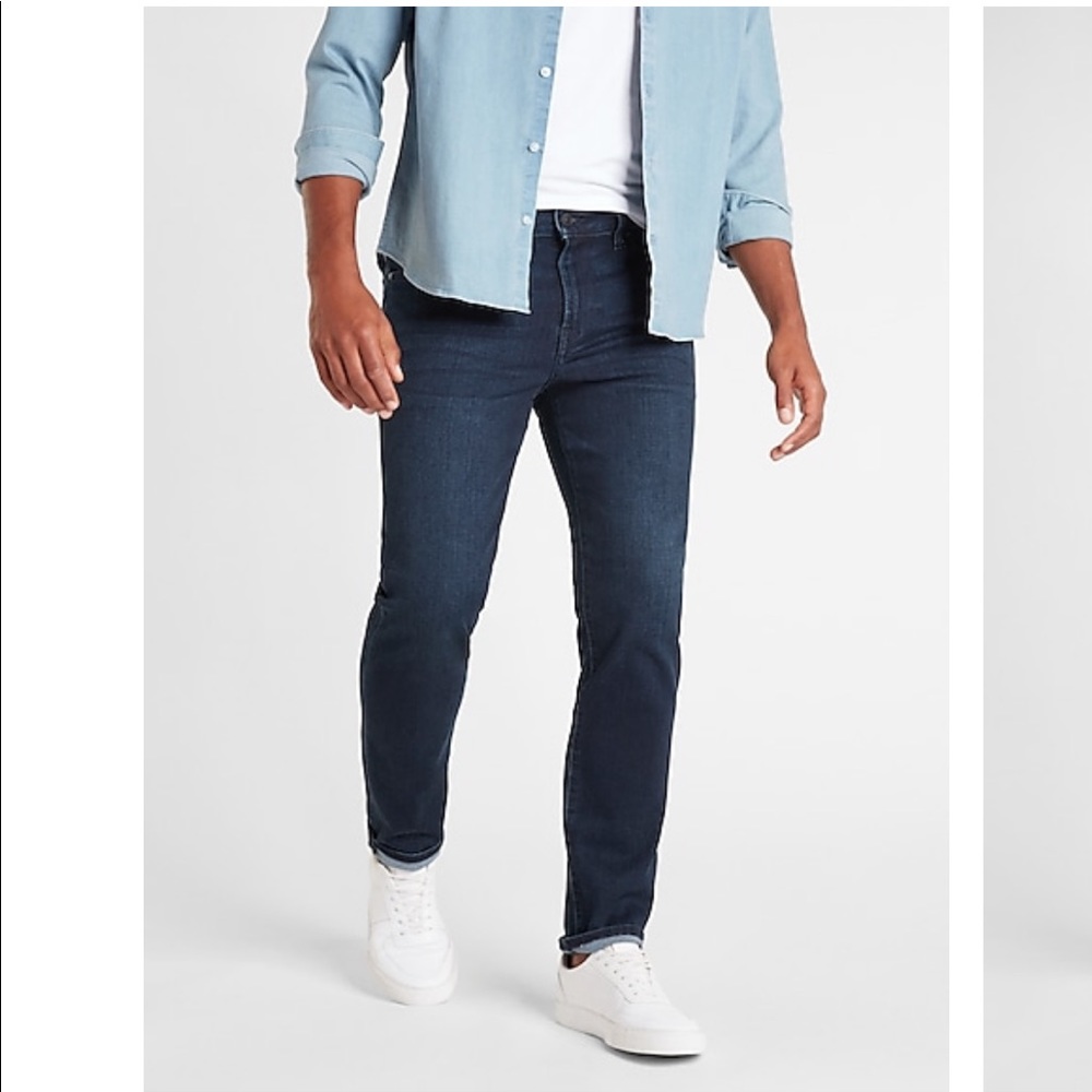 Men’s • New Express Dark Wash Jeans 👖